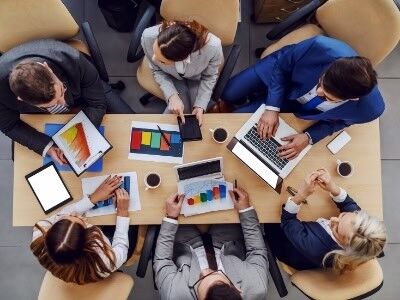 Pros and Cons for Forming a Family-owned Corporation