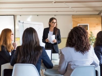 How to Work with Your Secretary More Effectively How to Work with Your Secretary More Effectively